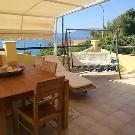 Elegant In With Sea View *