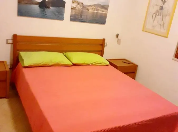 Villa Elegant In With Sea View
